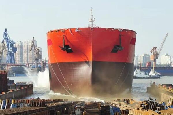 The worlds latest 49,000 tons of duplex stainless steel chemical tanker launched smoothly