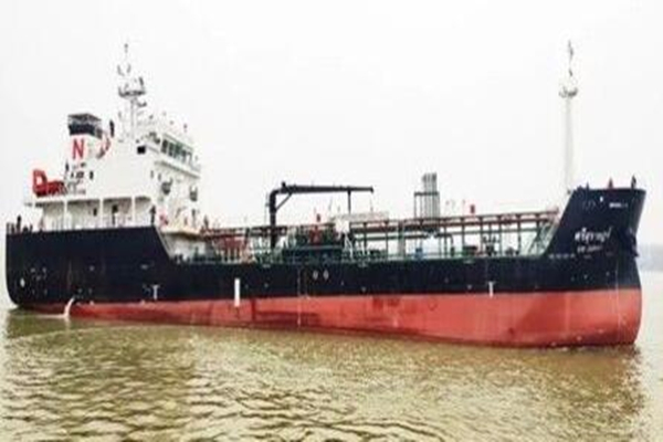 The ninth 3,000-ton product tanker of Zhengyu Shipbuilding Heavy Industry was successfully delivered